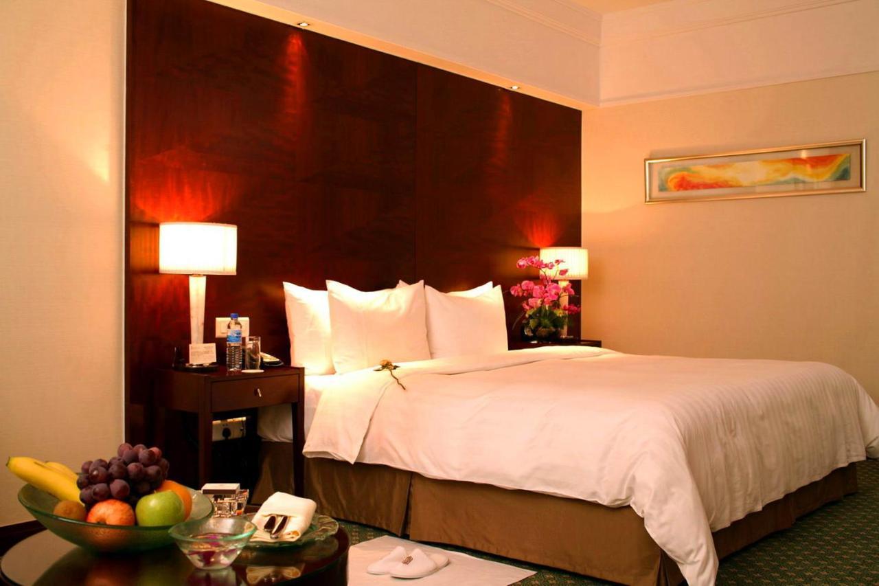 Sheraton Ningbo Hotel - Tianyi Square Eksteriør billede