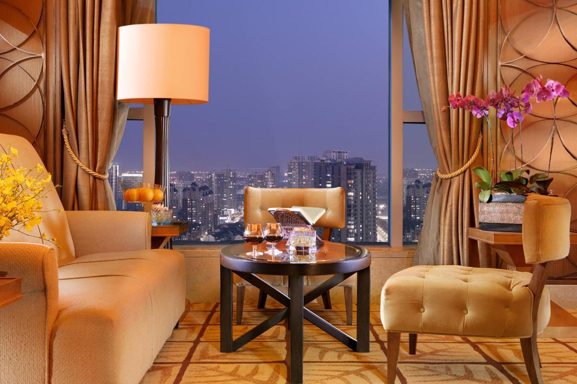 Sheraton Ningbo Hotel - Tianyi Square Eksteriør billede